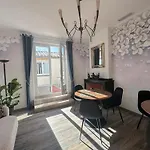 Face Cite - Chambres D\'Hotes - Parking & Garage Gratuit - Wi-Fi Gratuit