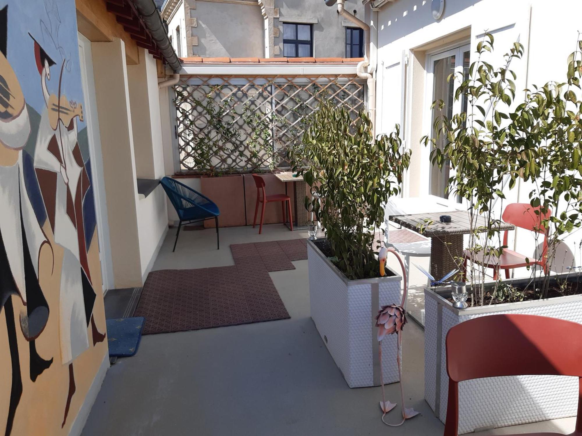 Face Cite - D'hotes - Parking & Garage Gratuit - Wi-fi Gratuit Bed and breakfast