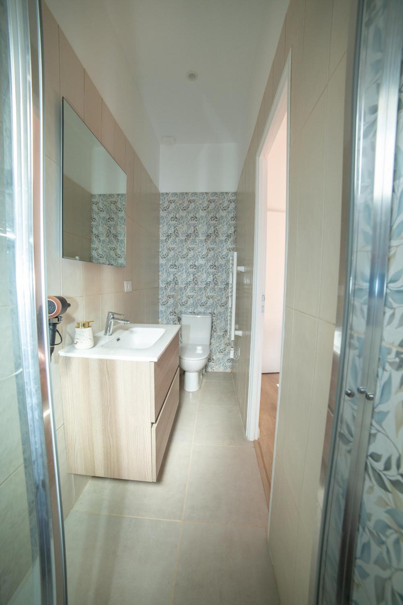 Face Cite - D'hotes - Parking & Garage Gratuit - Wi-fi Gratuit Bed and breakfast